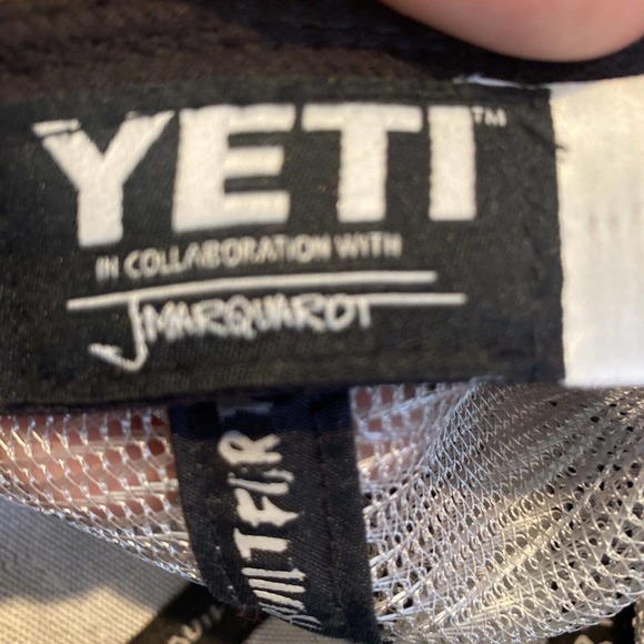 YETI‎ BUILT FOR THE WILD Trucker Hat Patch Fish Gray Snapback - Picture 4 of 4